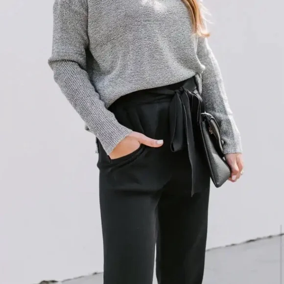 VICI CONFIDENTIAL POCKETED TIE
TROUSERS - BLACK - Picture 9 of 9